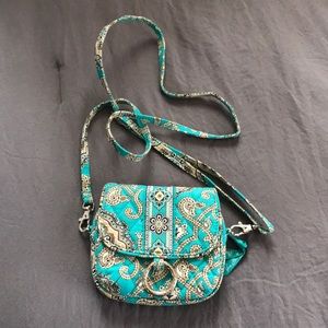Vera Bradley-small cross body